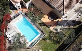 Villa In Comps With Private Pool And Airco